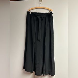 Black flowy pants
